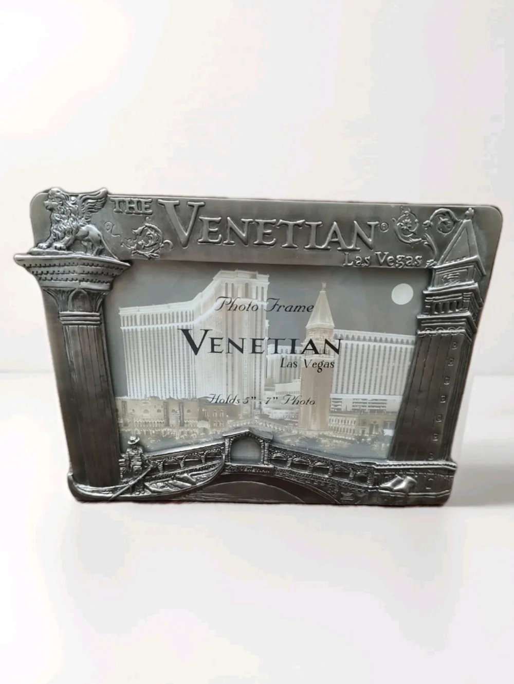 Smith Western The Venetian Lion Las Vegas Pewter Metal Photo Frame Image 5 x 7
